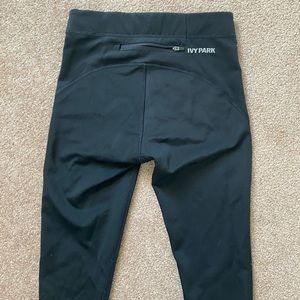 Ivy Park Cropped Compression Leggings